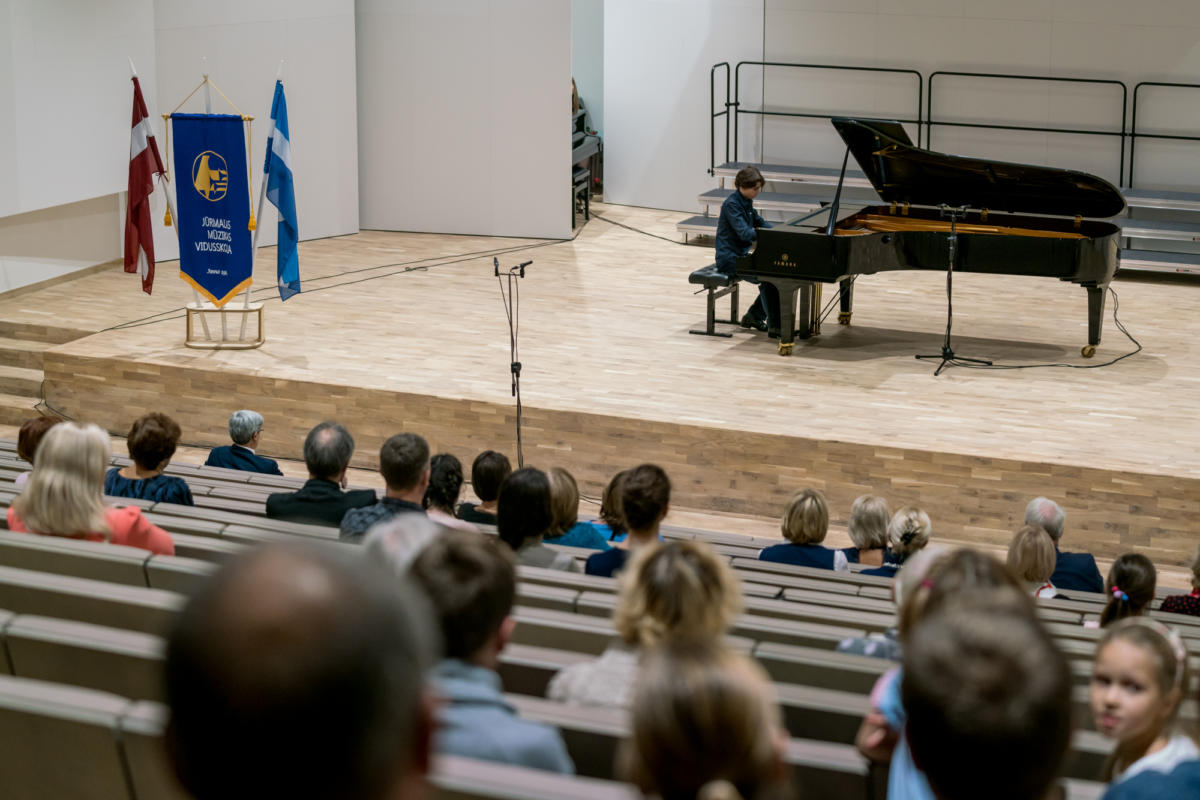 Meistarklases nosleguma koncerts Jurmalas muzikas vidusskola-13