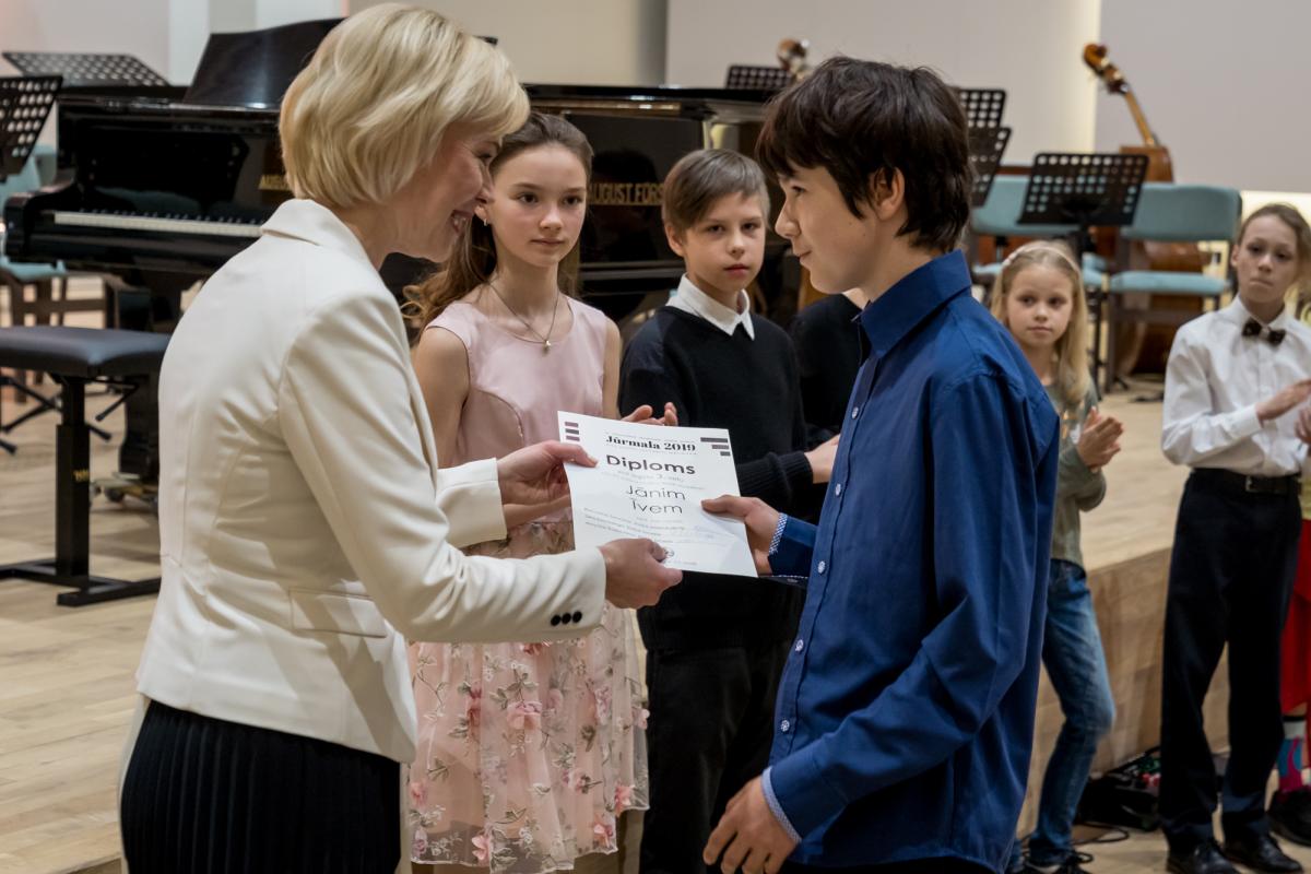 Konkursa apbalvosana Jurmalas Muzikas vidusskola-11