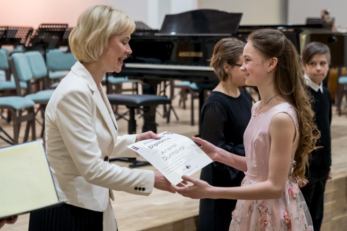 Konkursa apbalvosana Jurmalas Muzikas vidusskola-16