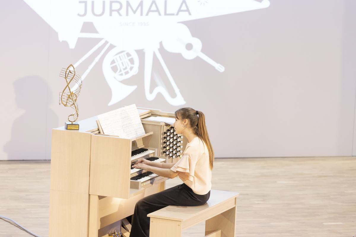Muzikas-konkursa-B-grupasfinals Artis-Veigurs 8