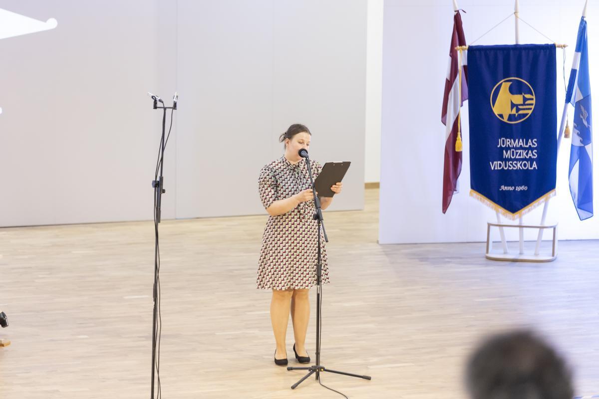 Muzikas-konkursa-B-grupasfinals Artis-Veigurs 9