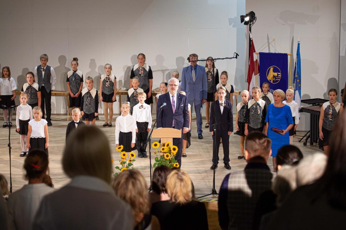Egils Levits Dubultu kult.kvartala  Artis Veigurs-76